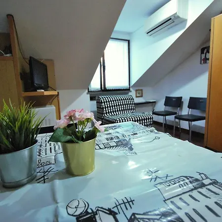 Sweet Vittorio Apartment